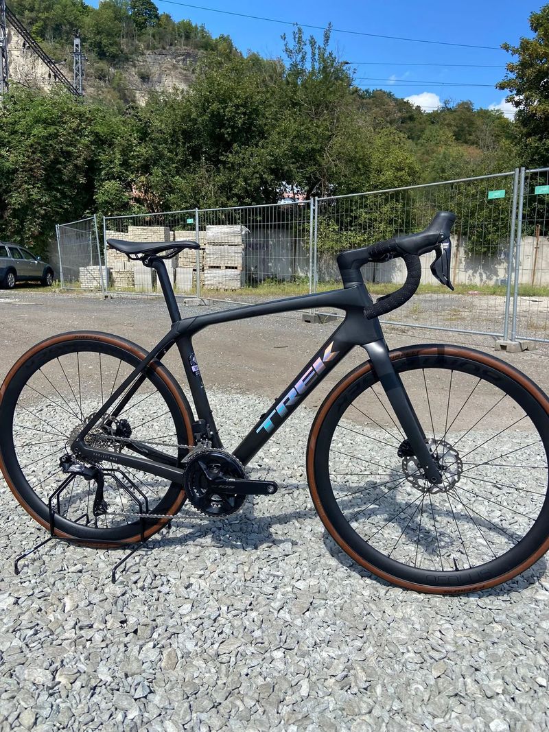Trek Domane SLR 6 Gen 4 