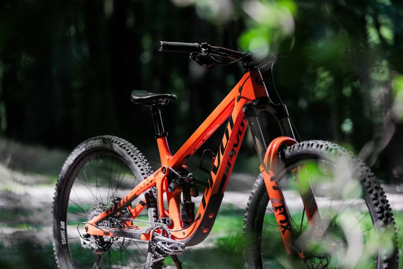 Pivot Firebird enduro kolo