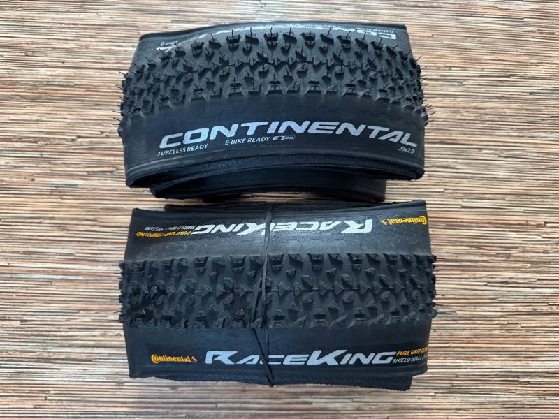 Pláště Continental Race King Shieldwall 29 x 2.00 Tubeless Ready Kevlar