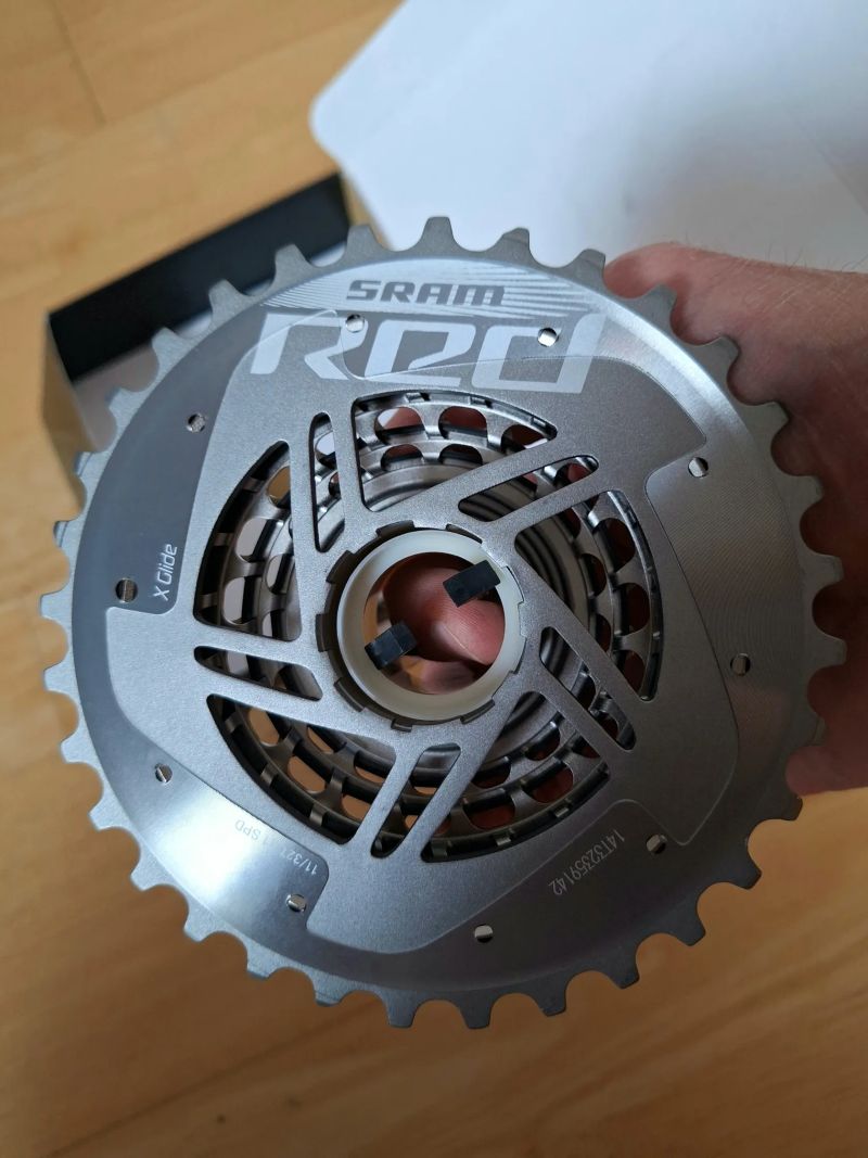 SRAM RED XG1190 11sp. 11-32z.