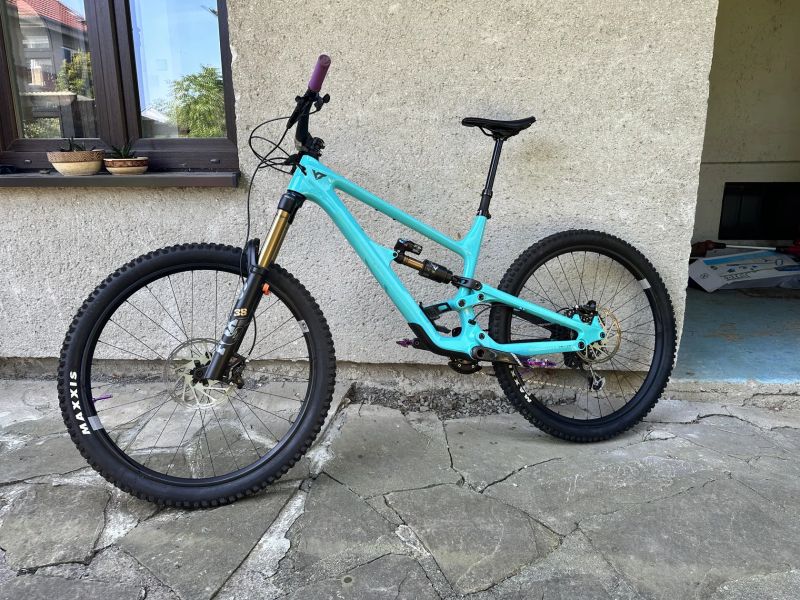 YT Industries Capra 4