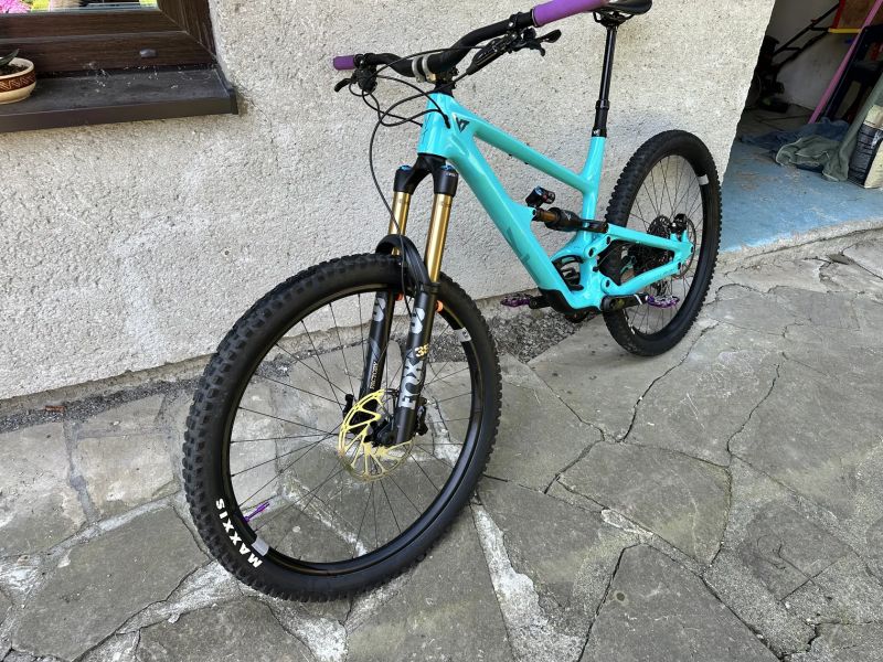 YT Industries Capra 4