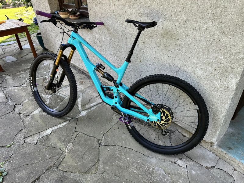 YT Industries Capra 4