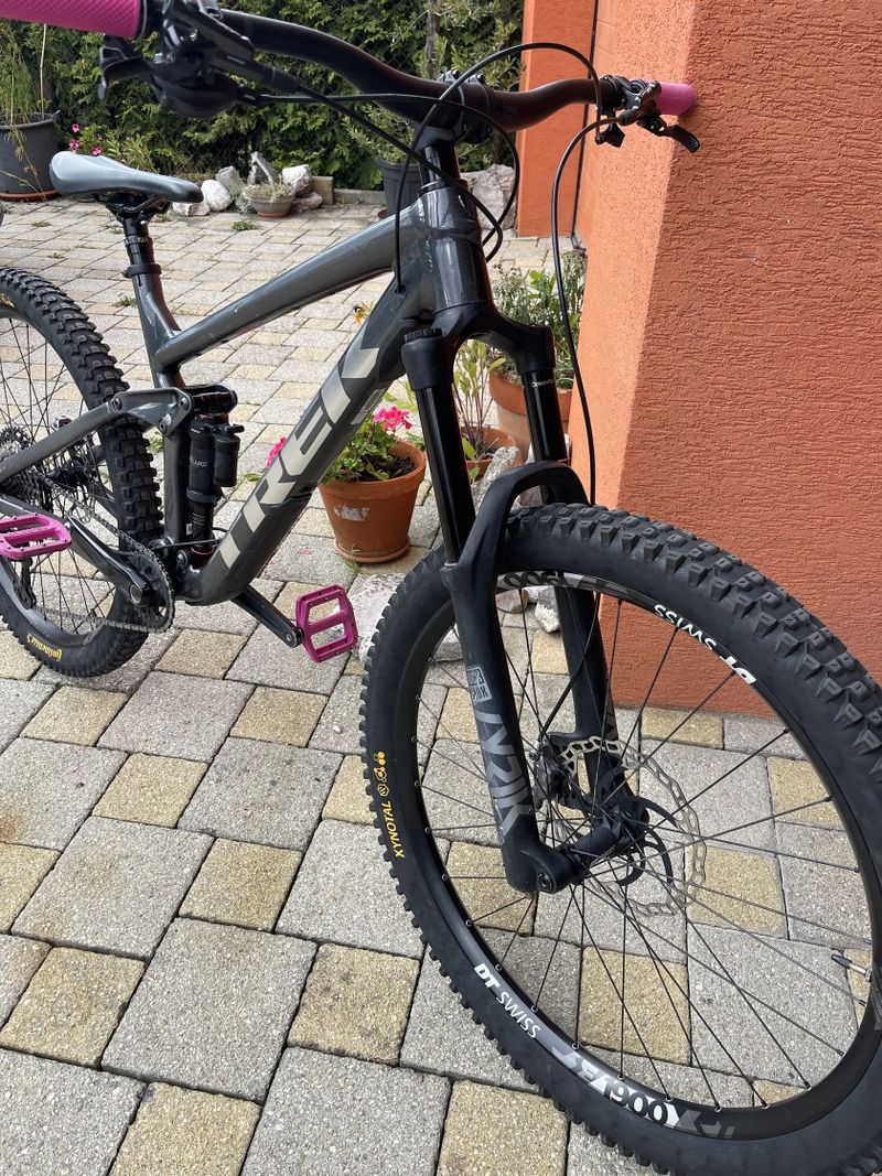 Trek Remedy 8
