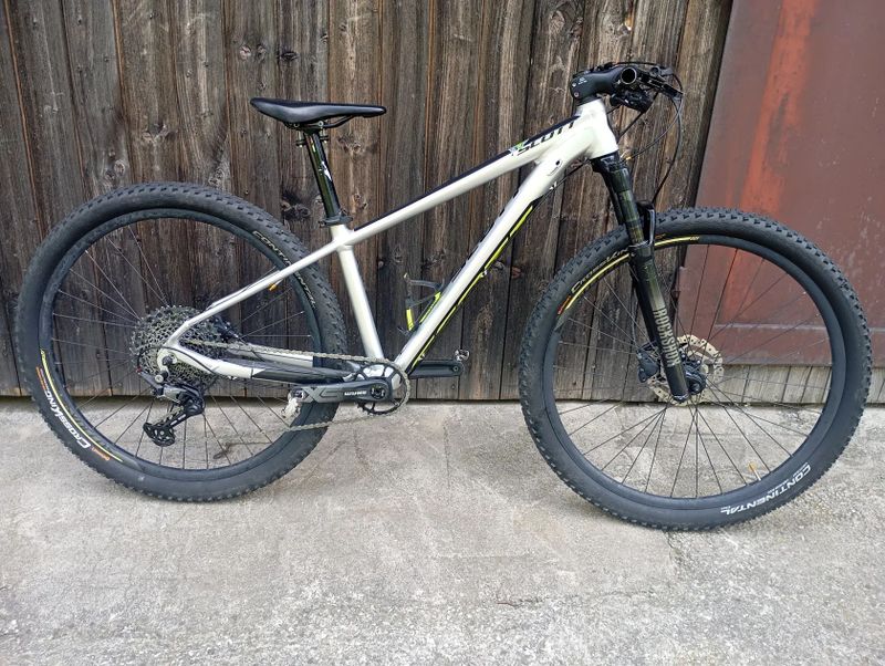 Scott Scale 710