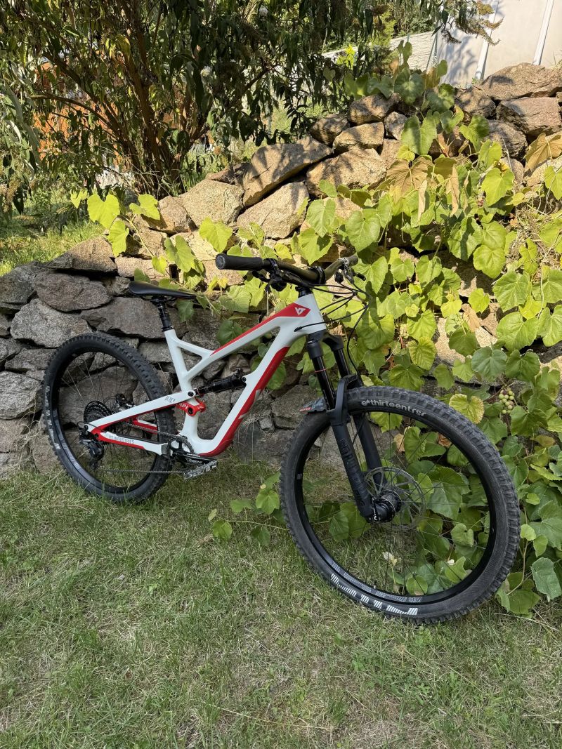 YT Industries Jeffsy