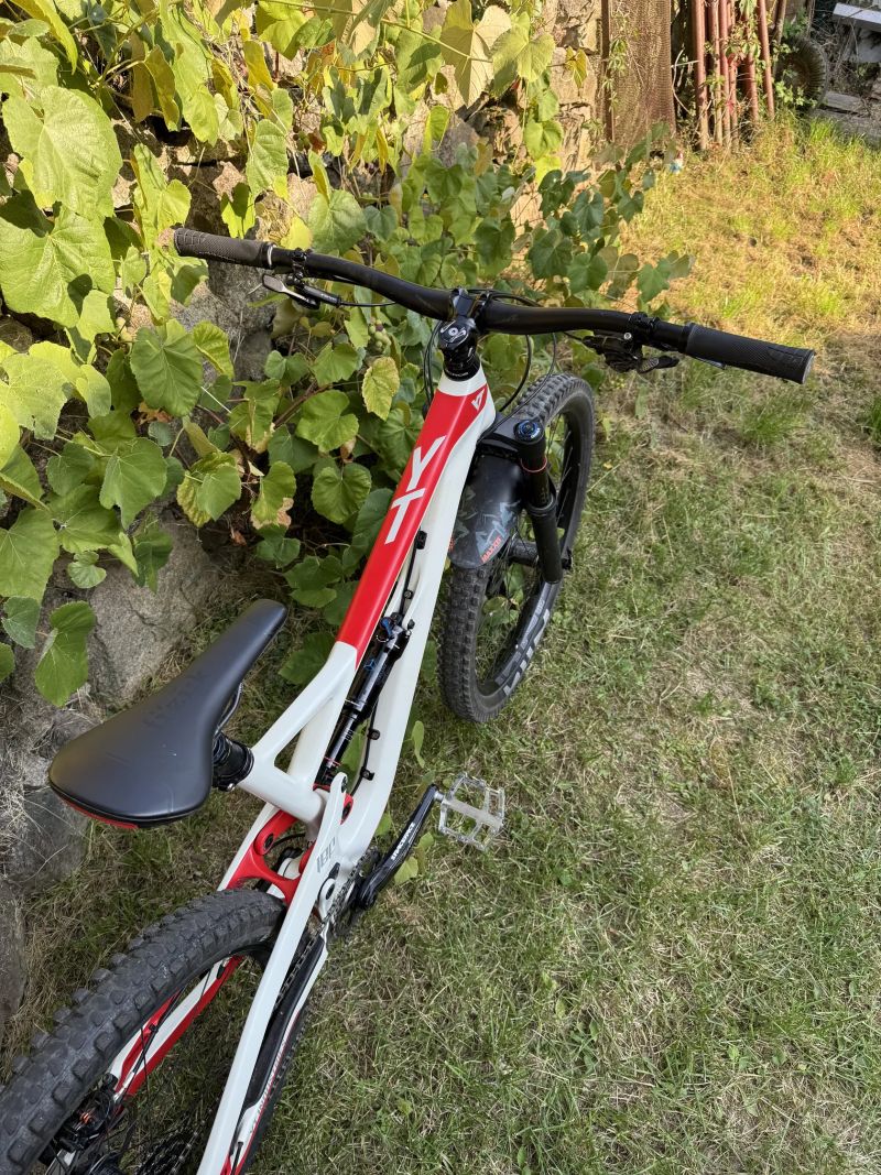 YT Industries Jeffsy