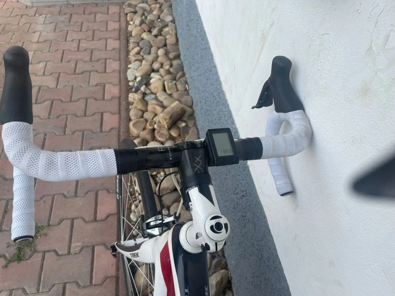 Trek Silniční karbonové kolo - sestaveno v USA