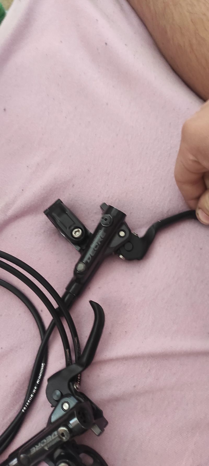 Brzdy Shimano deore přední a zadní 