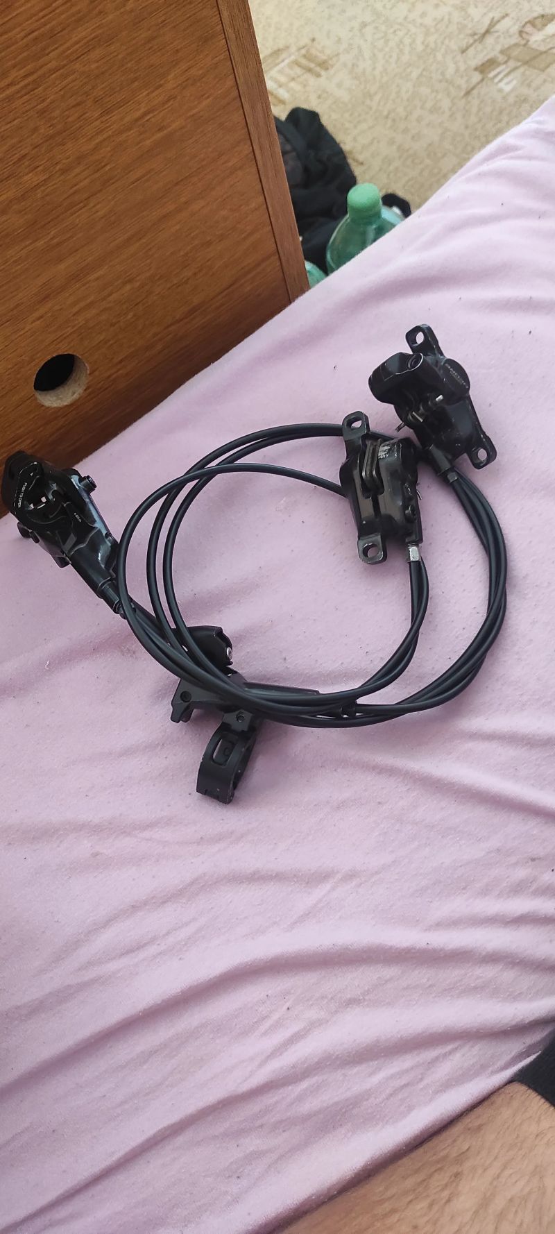 Brzdy Shimano deore přední a zadní 