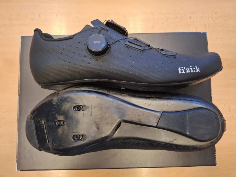 Fizik Tempo Decos Carbon 44