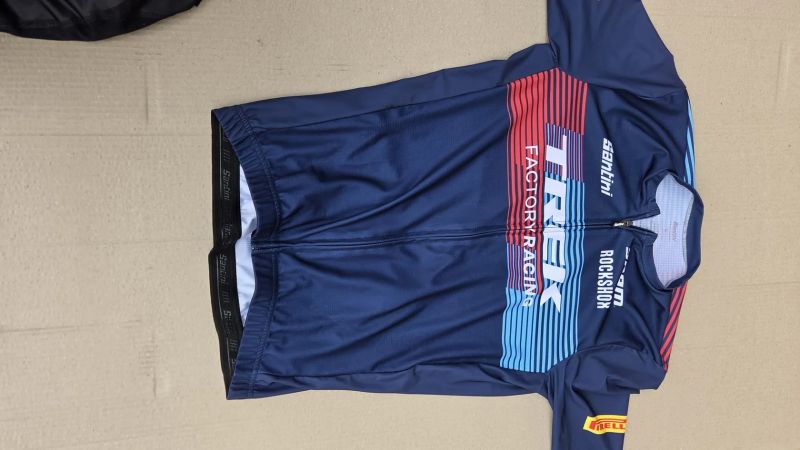 Dres Santini a kalhoty Kalas-TREK