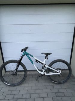 Commencal Meta