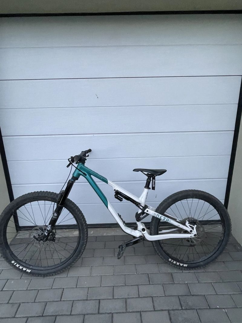 Commencal Meta