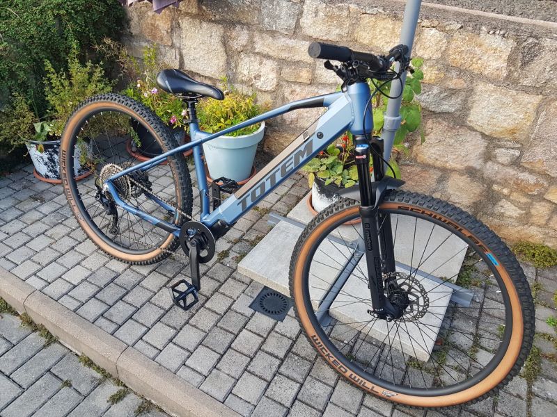Lehké elektrokolo Totem xc 2025