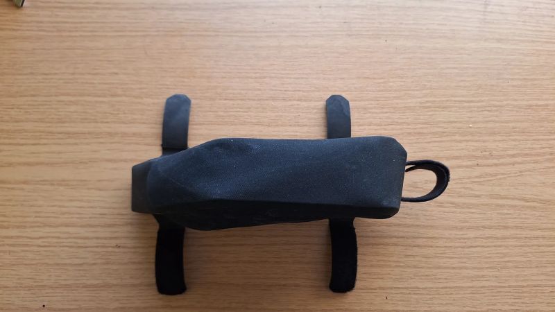 Apidura Racing top tube pack rámová brašna 1l 