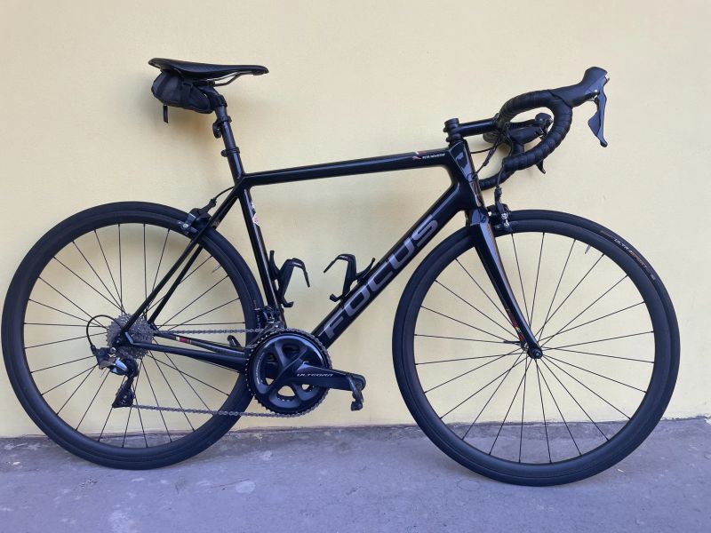 Focus Izalco Race - velikost "L"