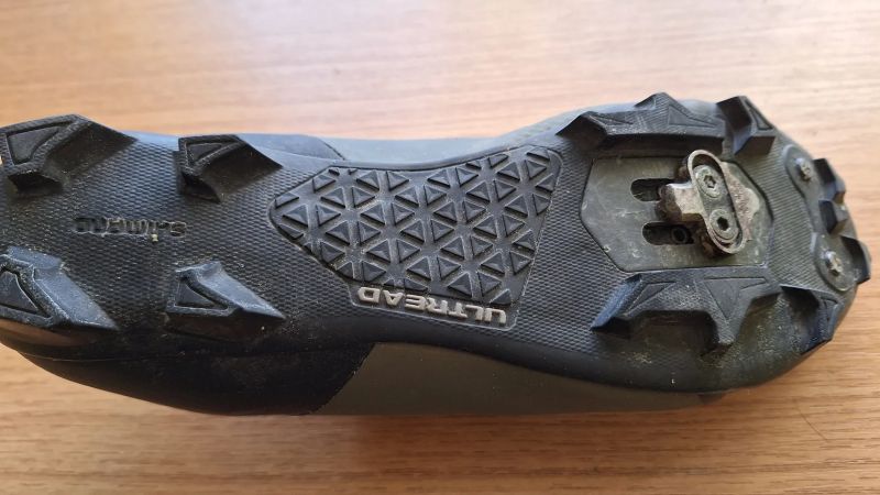 Tretry Shimano SH-XC502ME, zelená