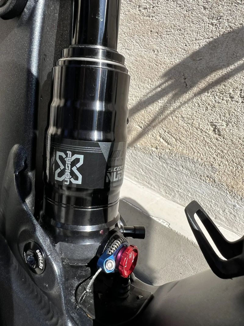 Scott Strike Eride