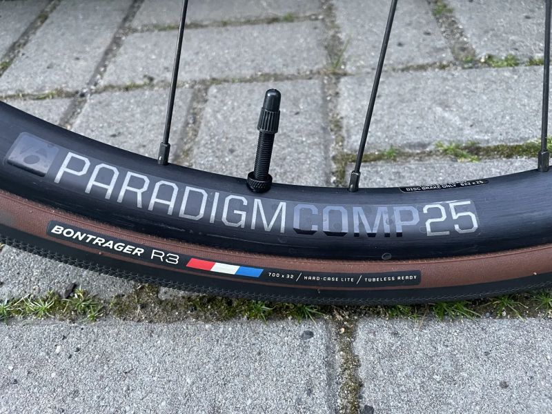 Bontrager Paradigm Comp 25