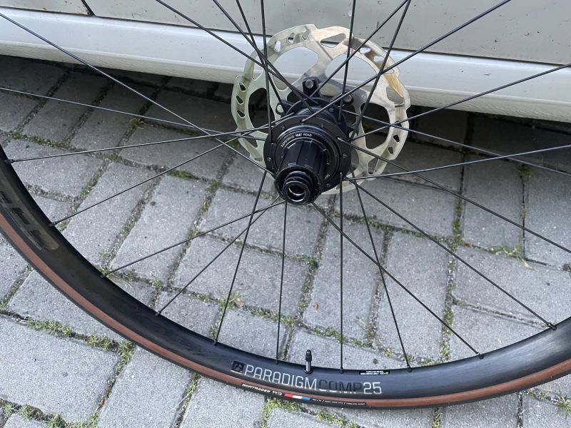 Bontrager Paradigm Comp 25