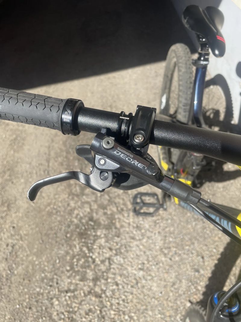 Brzdy Shimano zee
