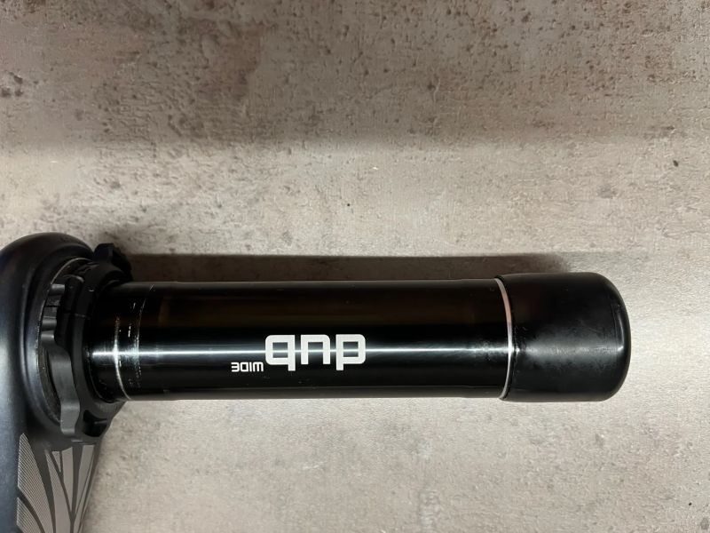 Sram karbonové kliky SRAM X01 Eagle Carbon - osa DUB Wide, 55mm CL, délka 175 mm, 34 zubů