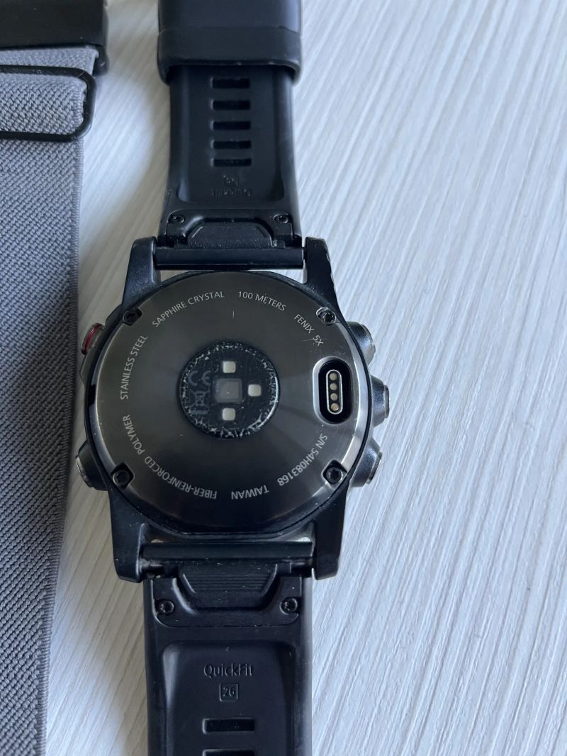 Garmin Fenix 5X Sapphire + mapy Topo czech v4