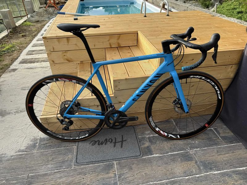 Canyon Ultimate CF SL 8 (Ultegra), vel. M (178-184cm)