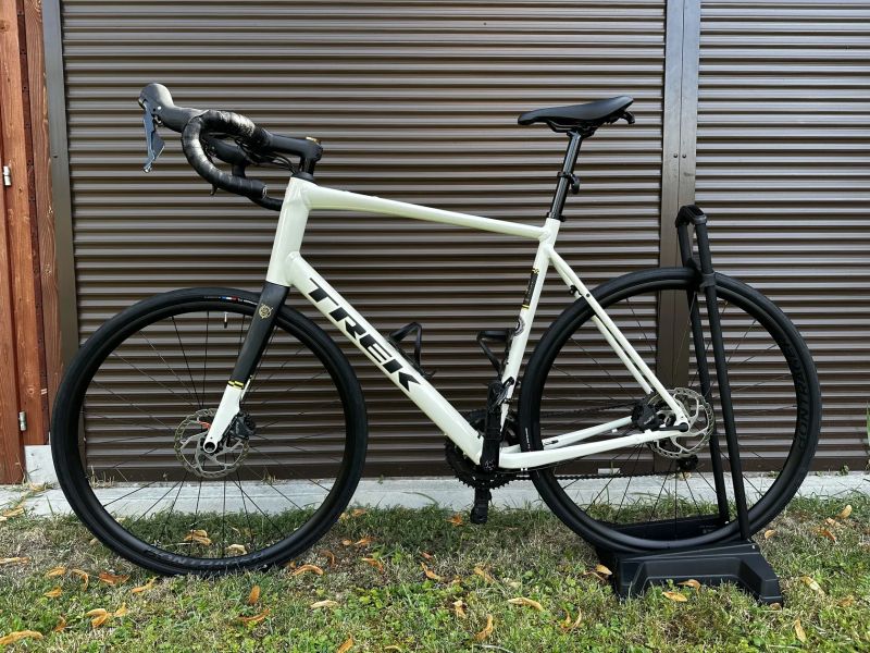 Trek Domane AL4 vel. 61