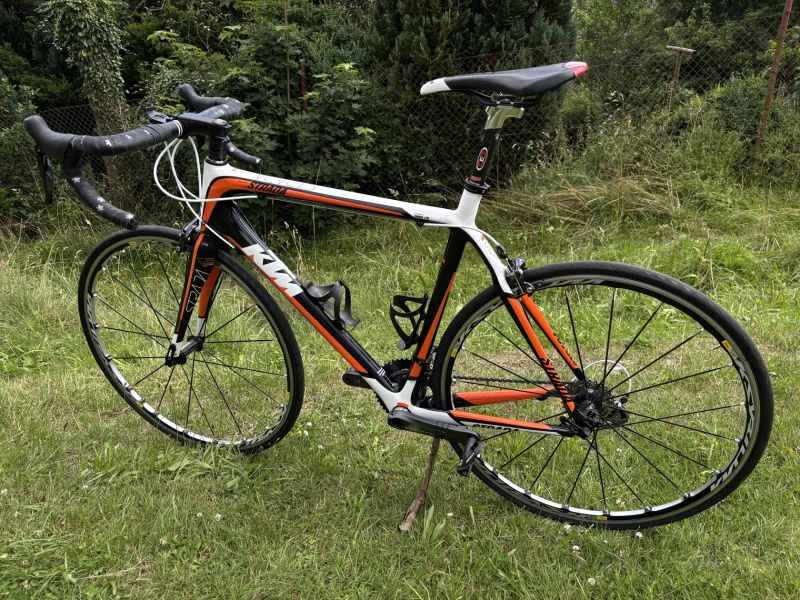KTM Strada 6000 carbon