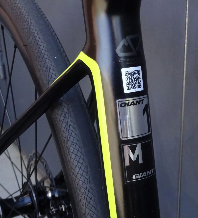 Giant Defy Advanced 1 HRD, vel. M