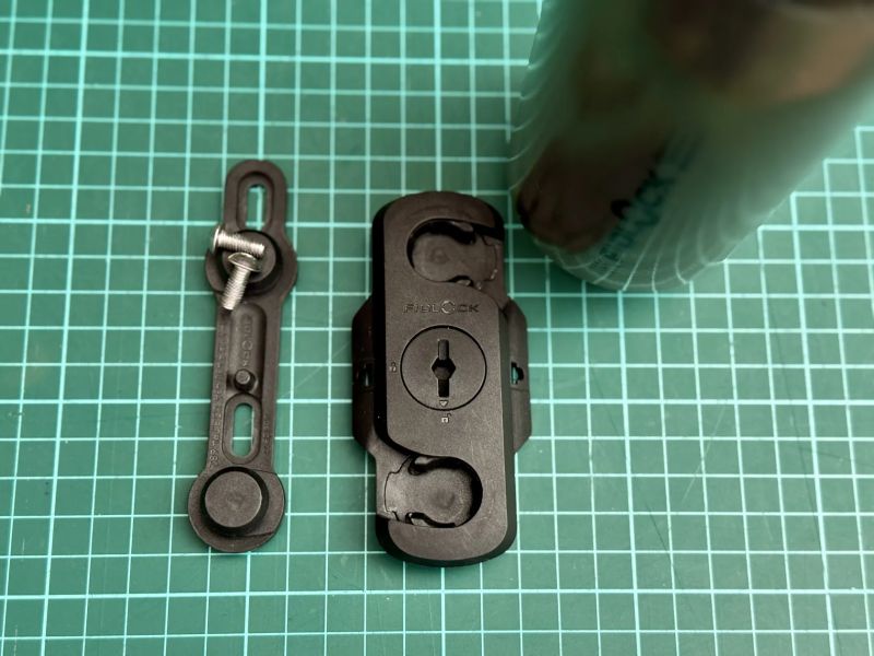 FIDLOCK - set láhve s držákem Bottle Twist