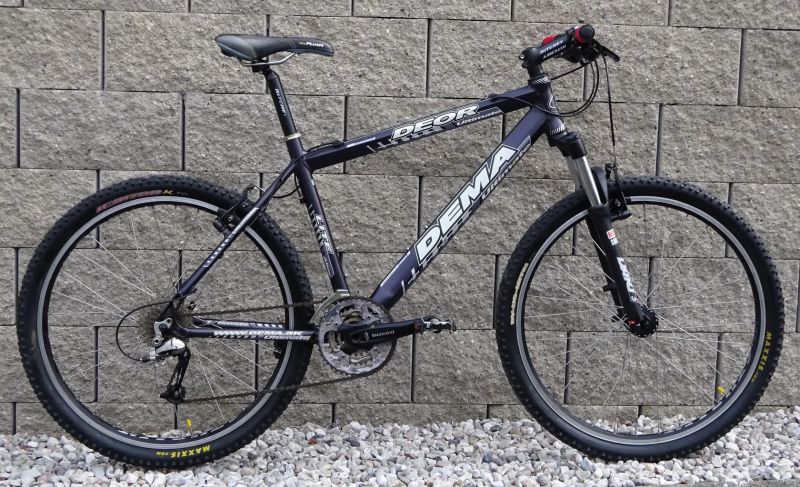 Dema Deor Ultimate, vel. M, (Hollowtech, Deore LX)