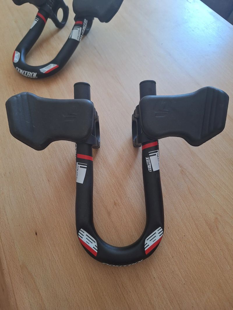 Časovkářská hrazda Controltech FALCON CLIP-ON, Al 6061, černá