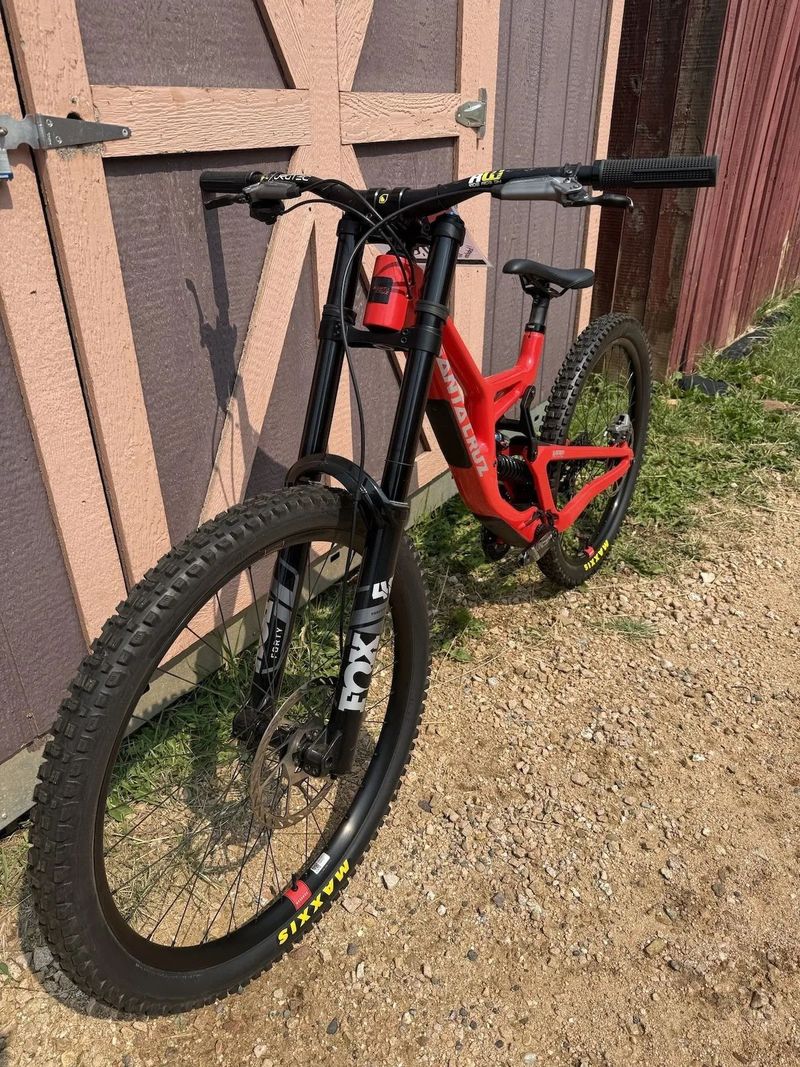 Santa Cruz V10.8