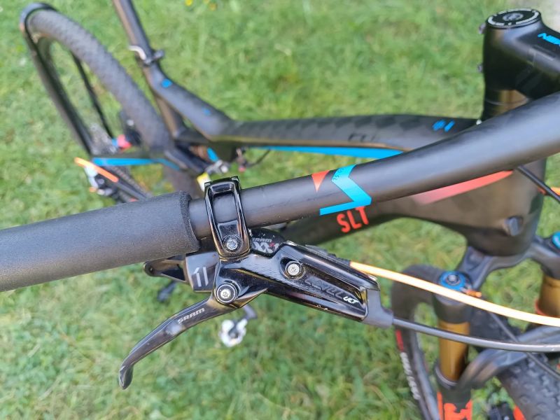 CUBE AMS 100 C:68 SLT 29