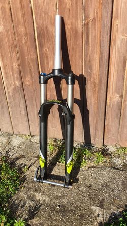 SR Suntour XCR32 LOR, 1-1/8", Tapered, Coil