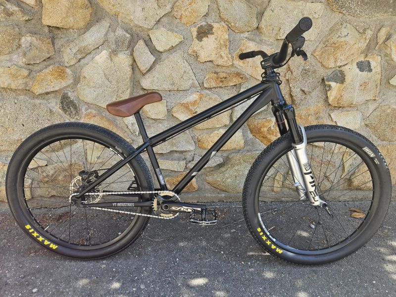 YT Industries DIRTLOVE, vel. L