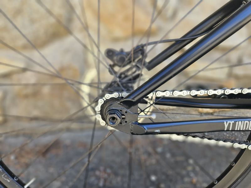 YT Industries DIRTLOVE, vel. L