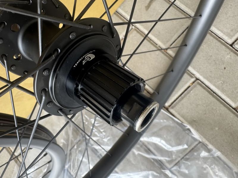 Sada kol Novatec M30 carbon 29" - nove
