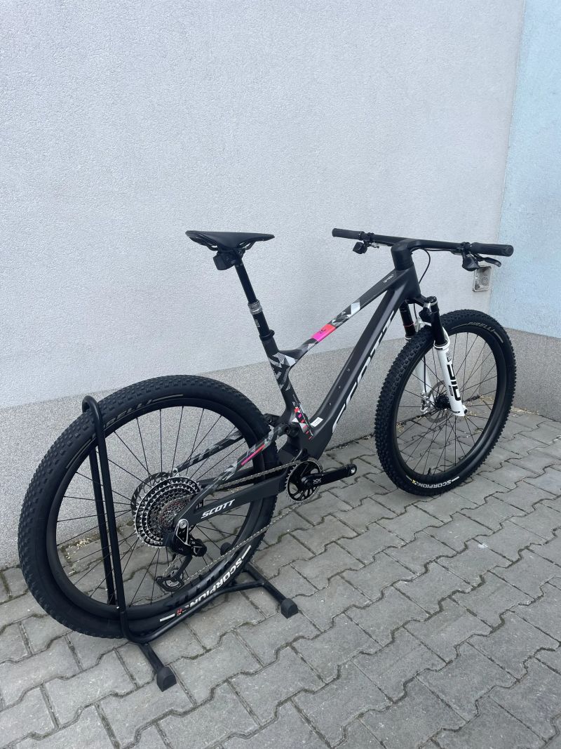 SCOTT Spark RC World Cup Evo - velikost L
