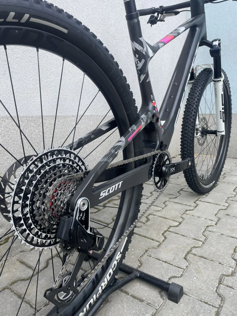 SCOTT Spark RC World Cup Evo - velikost L