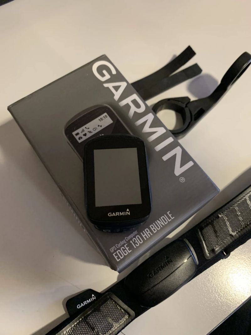 Garmin Edge 130 + hrudní pás (HR Bundle)