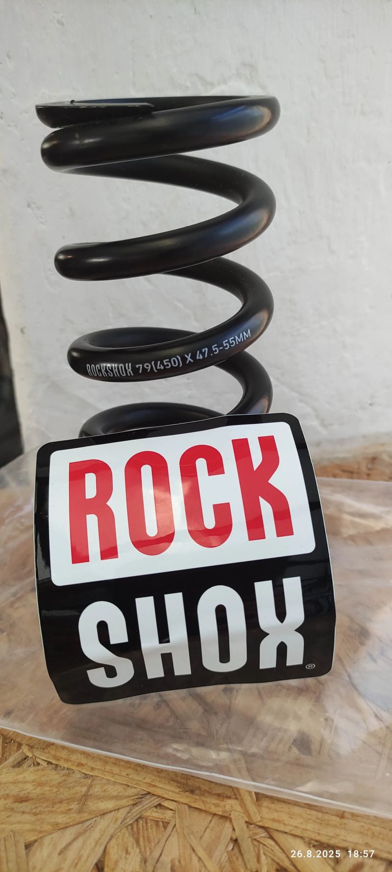 Prodám pružinu RockShox 79 (450) x 47.5–55 mm