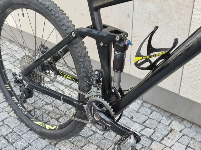 Cube Stereo 140 HPA Race 27,5" vel. L roku 2016