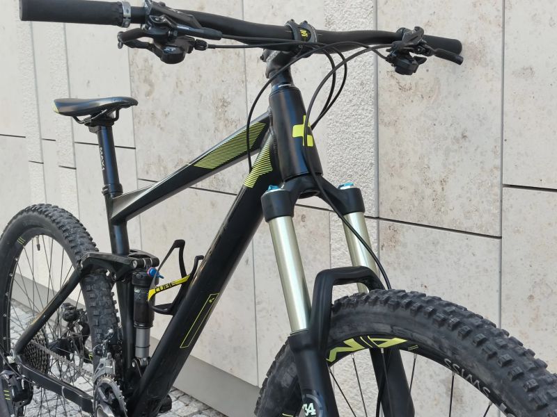 Cube Stereo 140 HPA Race 27,5" vel. L roku 2016