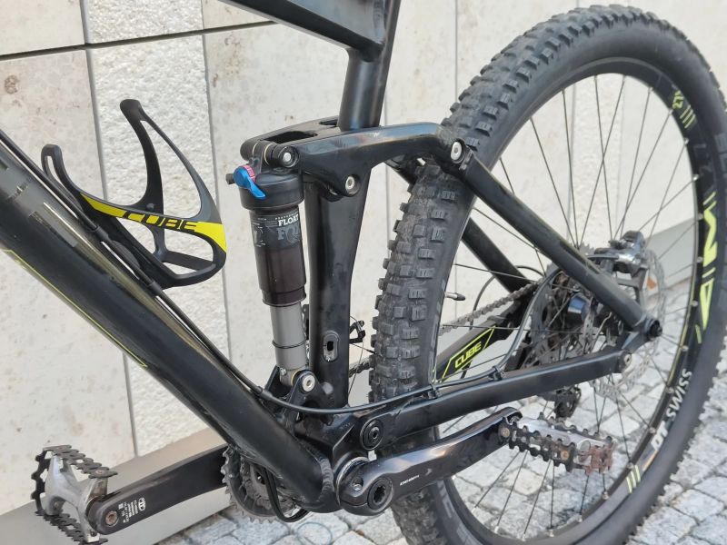 Cube Stereo 140 HPA Race 27,5" vel. L roku 2016
