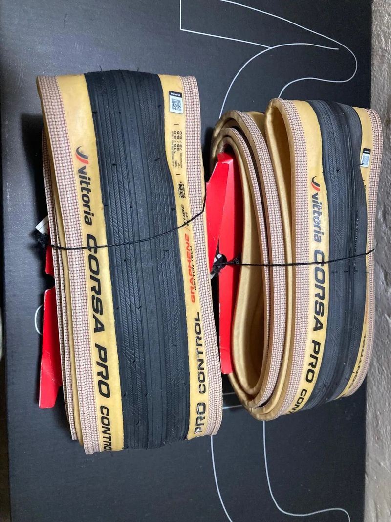 Vittoria Corsa Pro Control TLR