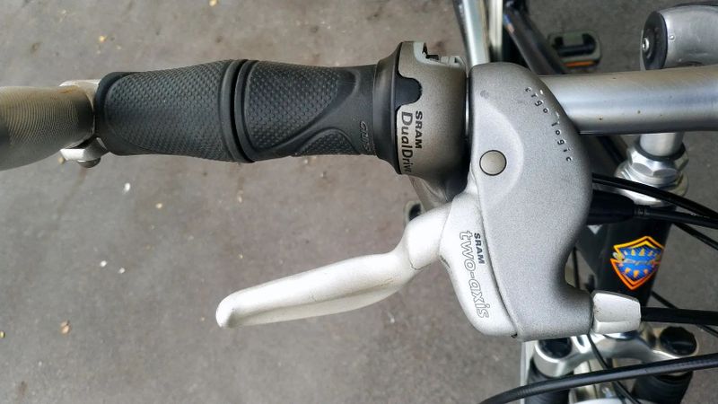 Dámské městské kolo Epple AluCat s dětskou sedačkou